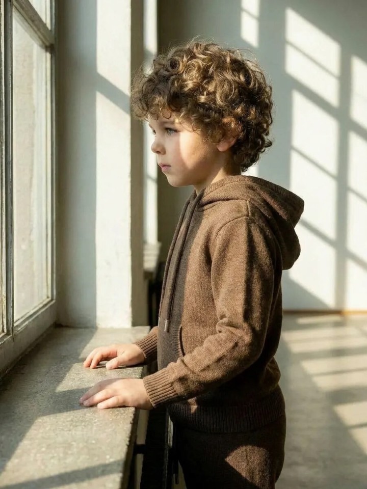 Трикотажный повседневный костюм двойка для ребенка